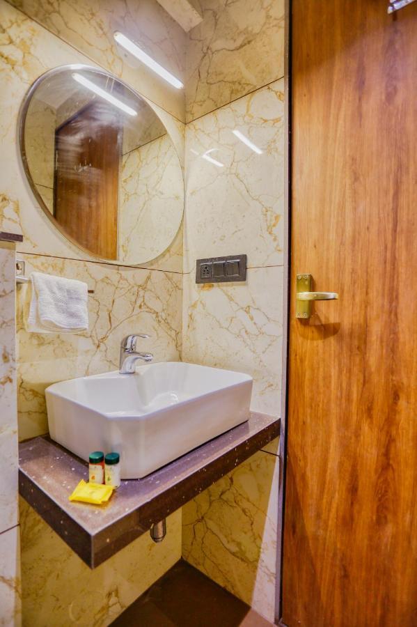 Hotel Pavilion إندور المظهر الخارجي الصورة